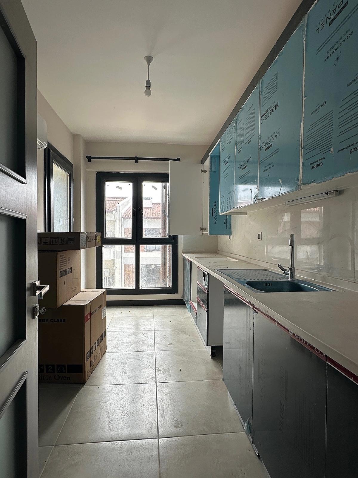 2+1-zimmer-wohnung In Köyceğiz Zu Vermieten, 2. Stock, Alle Zimmer Klimatisiert, In Einer Wohnanlage