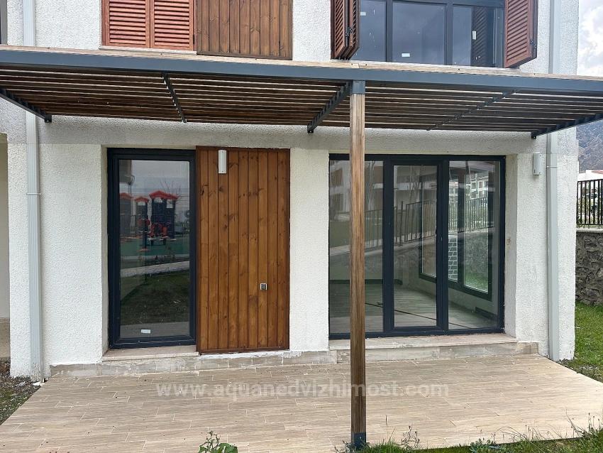 3+1-Zimmer-Wohnung In Köyceğiz Zu Vermieten, Erdgeschoss, Alle Zimmer Klimatisiert, In Einer Wohnanlage Mit Zugangskontrolle.