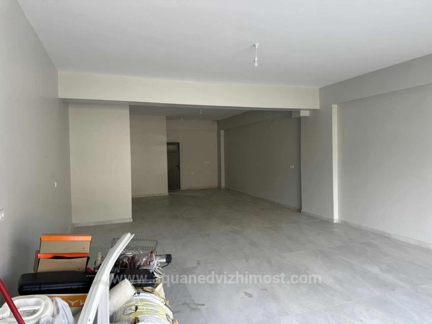 Toparlar Hauptstraße Über Der Mietladen / Geschäft