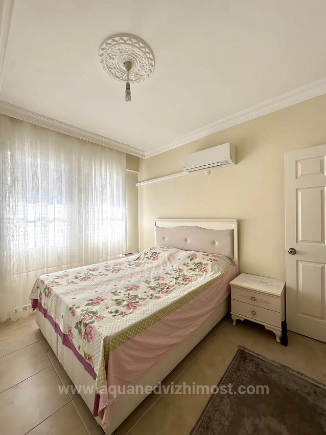 Villa Mit Pool Auf Einem Grundstück Im Stadtteil Fethiye Akarca