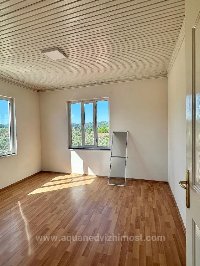 3+1 Wohnung Zur Miete Im Stadtteil Zeytinalanı, Köyceğiz.