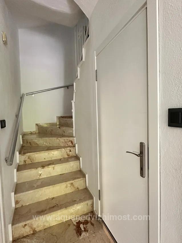 Im Zentrum Von Köyceğiz Und Innerhalb Der Anlage 5 Zimmer 1 Salon Zur Miete Haus