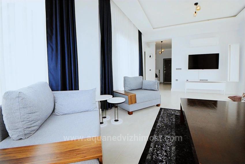 Freistehende Villa Mit 4+1 Bädern In Köyceğiz Zu Vermieten. Alle Zimmer Klimatisiert.