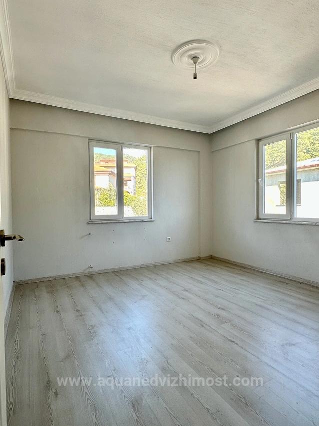 2+1 Wohnung Zur Miete Mit Seeblick In Yeşilköy, Köyceğiz