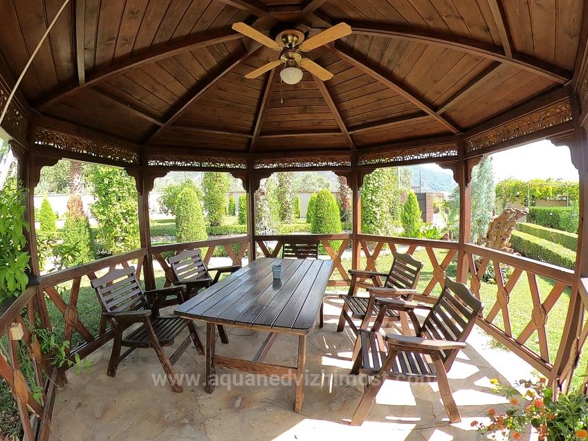 Luxusvilla Mit Pool Auf 1458 M² Grundstück Zum Verkauf In Köyceğiz