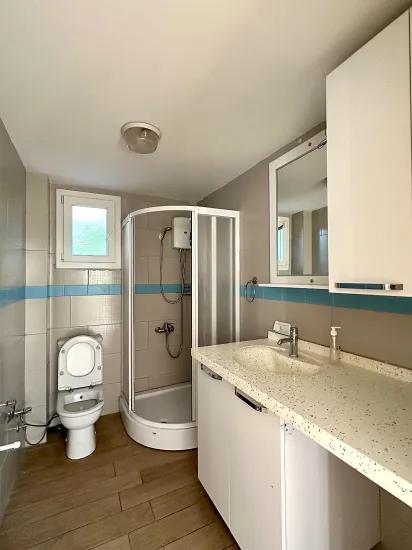 Zentrale Lage In Köyceğiz Mit Geschlossenem Balkon Und Klimaanlage 1+1 Wohnung