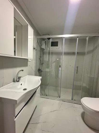 Köyceğiz Yeni Mah. de Bahçe Katı ve Müstakil Girişli 2+1 Kiralık Daire