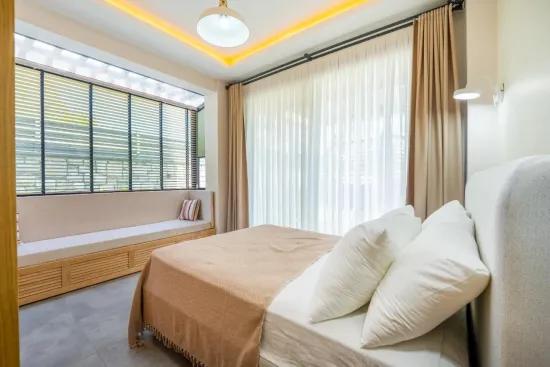 Köyceğiz Beyobası Stadtteil Möbliert Mit Pool Zu Vermieten Freistehende Villa