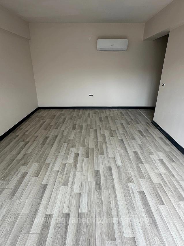 2+1 Apartment For Rent In Köyceğiz, 2Nd Floor, All Rooms Air-Conditioned, Within A Complex