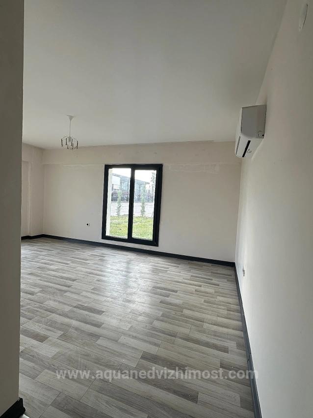 2+1 Apartment For Rent In Köyceğiz, Ground Floor, All Rooms Air-Conditioned, Within A Gated Community.