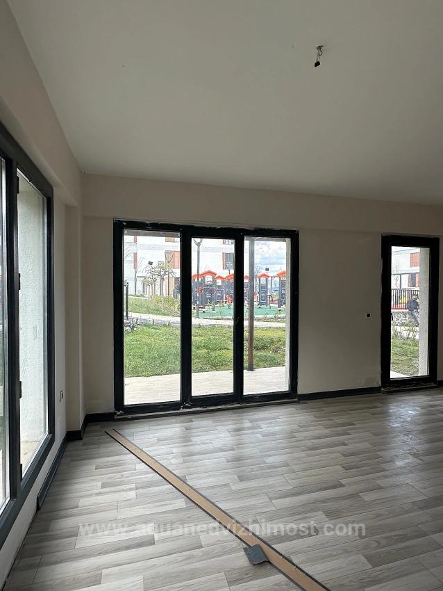 3+1 Apartment For Rent In Köyceğiz, Ground Floor, All Rooms Air-Conditioned, Within A Gated Community.