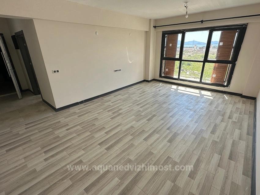 3+1 Apartment For Rent On The 2Nd Floor In A Gated Community In Köyceğiz, All Rooms Are Air-Conditioned.