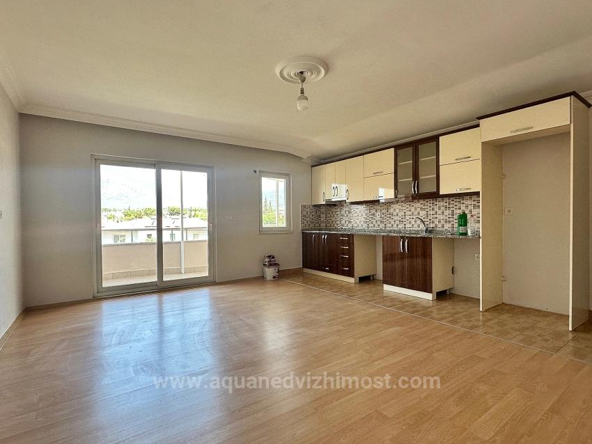 In The Centre Of Köyceğiz, A 3+1 Flat With A Spacious Usage Area