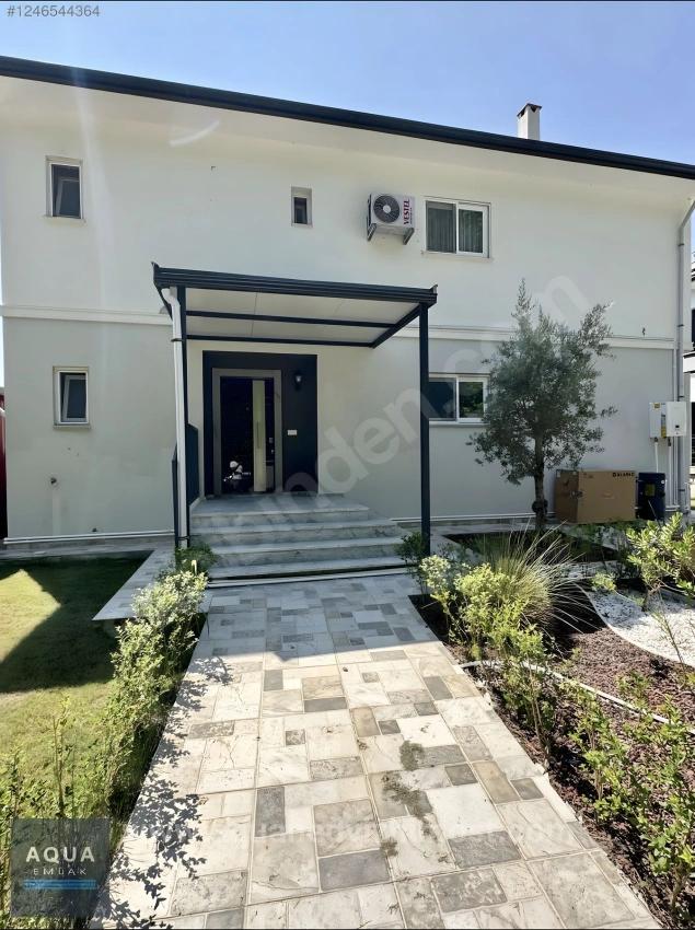 4+1 Detached Villa With Pool And Heat Pump For Rent In Köyceğiz