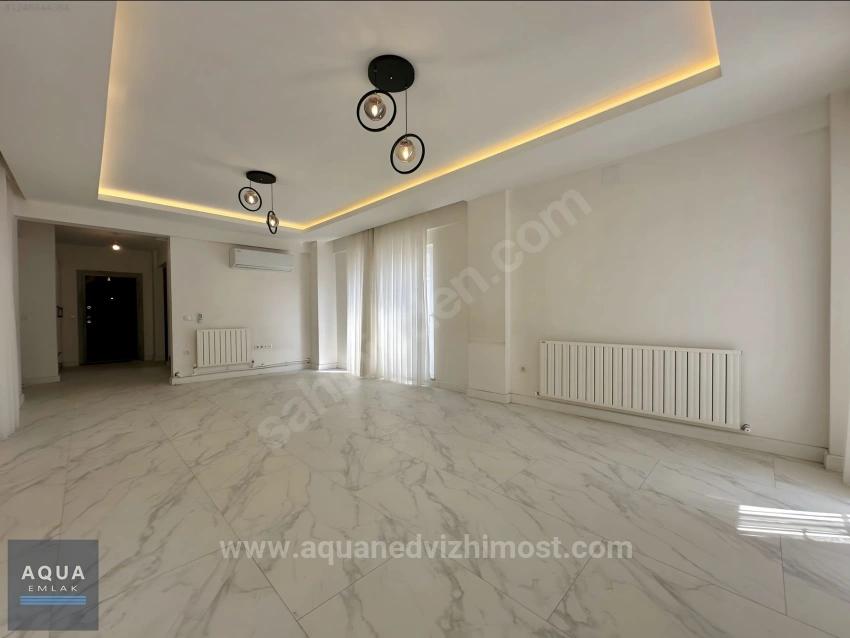 4+1 Detached Villa With Pool And Heat Pump For Rent In Köyceğiz