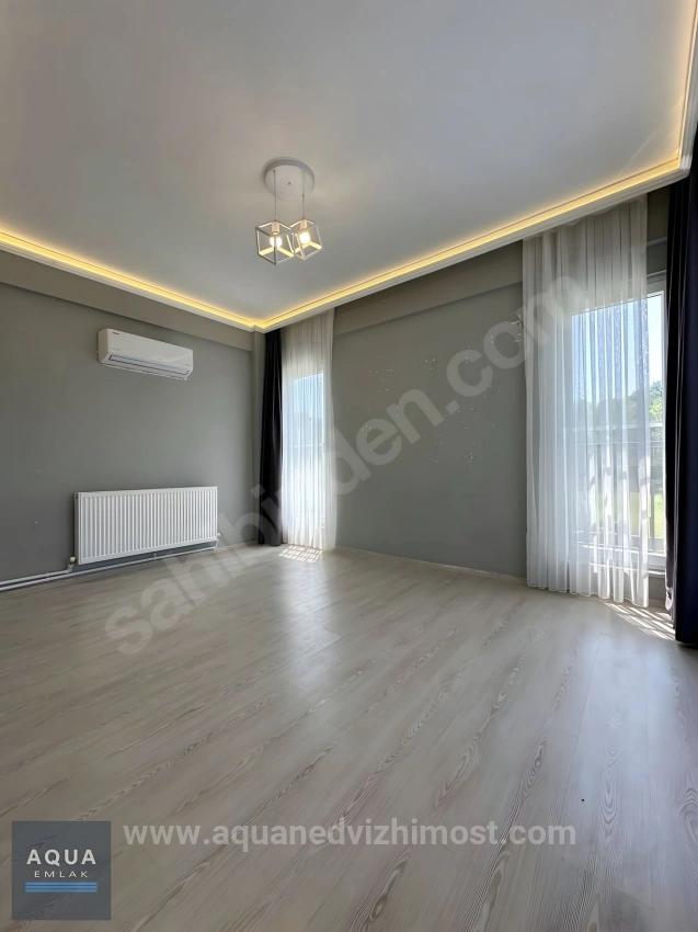 4+1 Detached Villa With Pool And Heat Pump For Rent In Köyceğiz