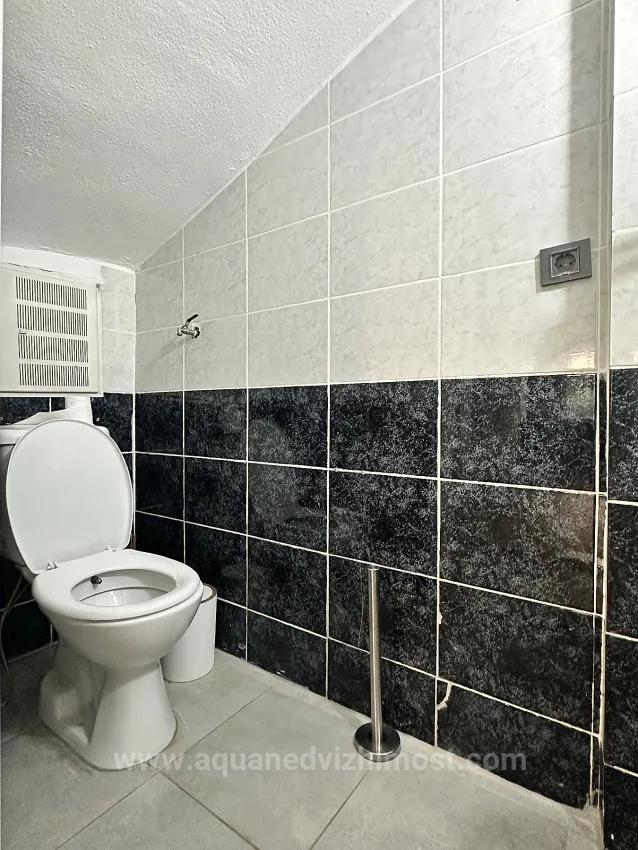 Village Centre And Within The Site 5 Rooms 1 Hall Rental House