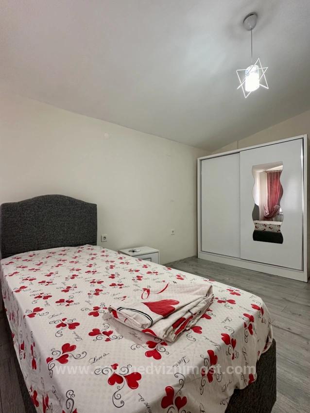 3+1 Flat For Sale With Large Terrace In Köyceğiz Center