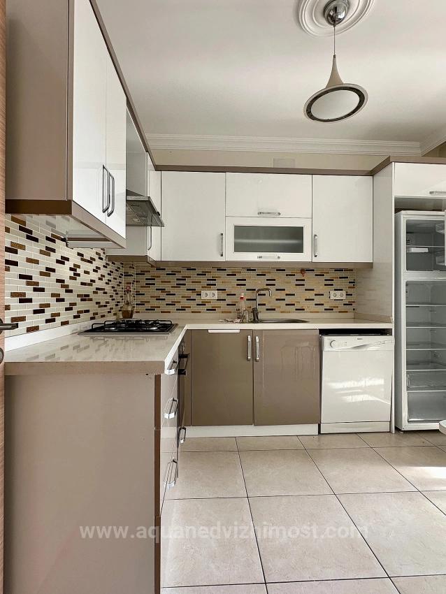 Apartment For Rent In Köyceğiz Town Center. Ground Floor, 2+1 Bedrooms, Closed Kitchen & Air Conditioning.