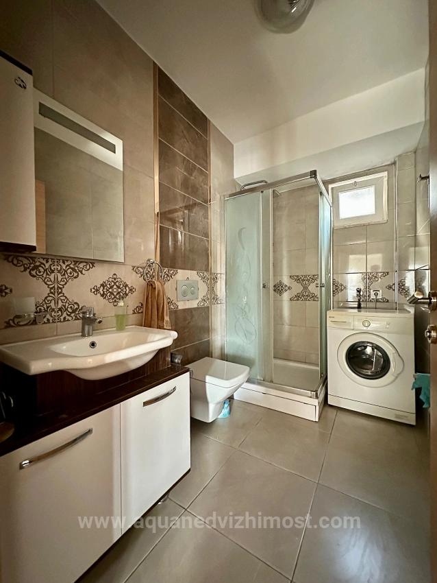 Apartment For Rent In Köyceğiz Town Center. Ground Floor, 2+1 Bedrooms, Closed Kitchen & Air Conditioning.