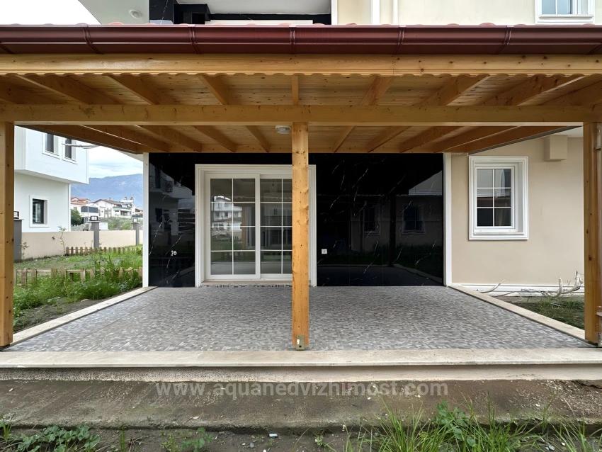 1+1 Garden Floor Flat For Sale In Köyceğiz Gelişim Neighborhood