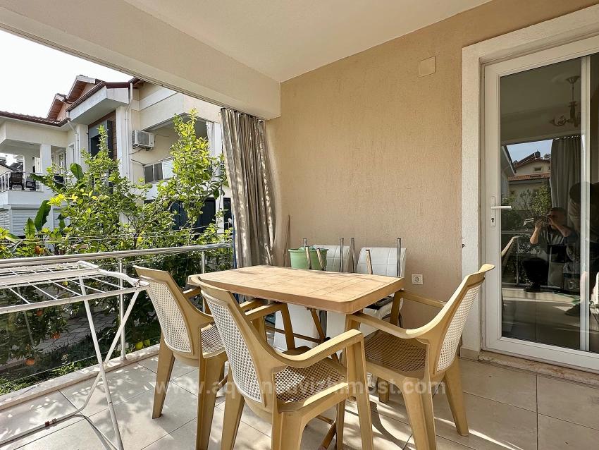 Сдается Квартира В Центре Города Кёйджегиз. Первый Этаж, 2+1 Спальни, Отдельная Кухня И Кондиционер.