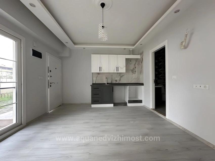 Квартира 1+1 С Садом На Продажу В Районе Кёйджегиз Гелишим