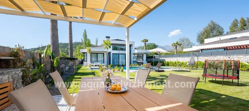 Köyceğiz Beyobası Mah. Kiralık 2+1 Villa - 140 m²
