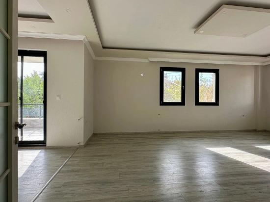 Koycegiz De Bahce Kati Ebeveyn Banyolu 3+1 Kiralık Daire